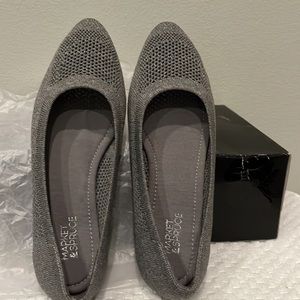 Market and Spruce gray flats- never worn. Purchased theough Stich Fix